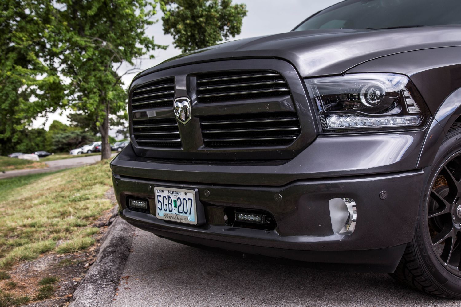How to Install: 2013-2018 Dodge Ram SAE/DOT LED Lightbar Kit